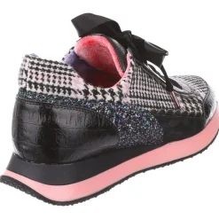 Cheap On The Go Sneaker