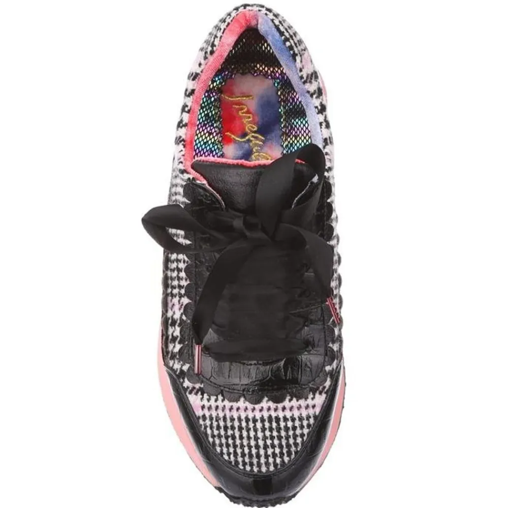 Cheap On The Go Sneaker