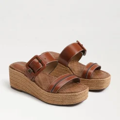 Fashion Carson Rich Cognac Wedge Wedge
