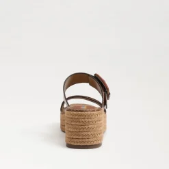 Fashion Carson Rich Cognac Wedge Wedge