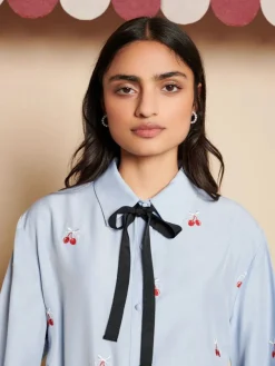 New Punnet Embroidered Shirt Blouses