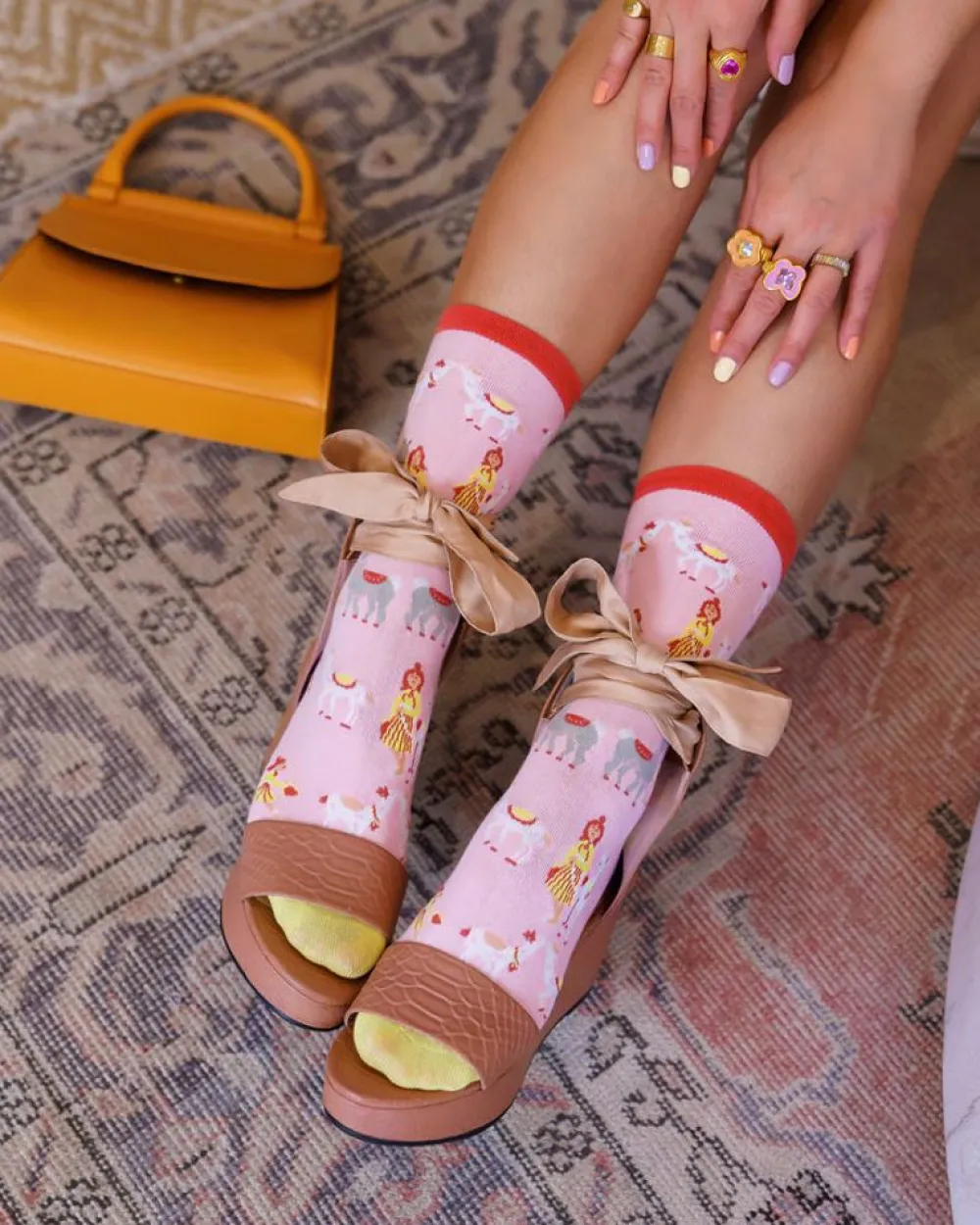 Fashion Girl With Llama Kawaii Sock Socks And Tights
